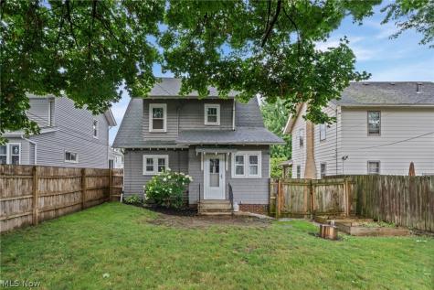 2515 Whitelaw Street Cuyahoga Falls OH 44221
