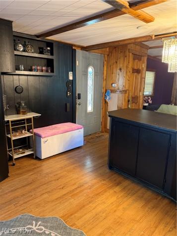 12 E Buddy Street Barberton OH 44203
