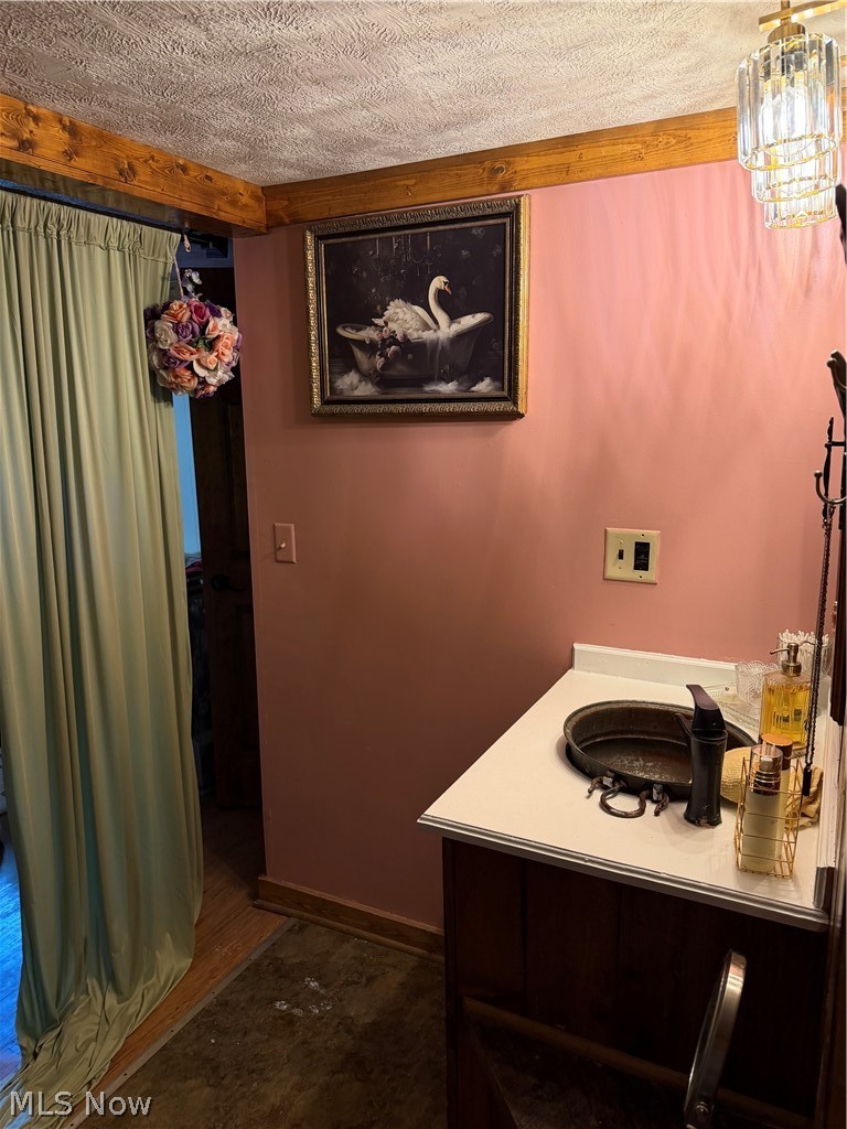 12 E Buddy Street Barberton OH 44203