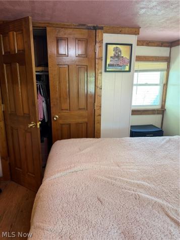 12 E Buddy Street Barberton OH 44203