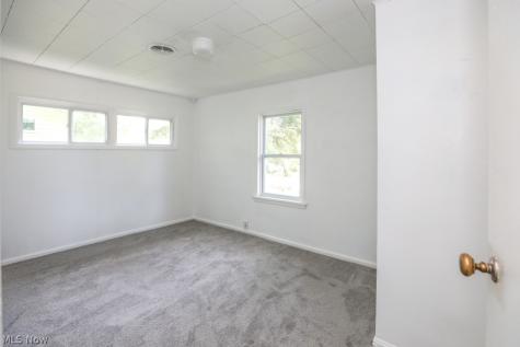 1480 Meadowbrook Boulevard Stow OH 44224
