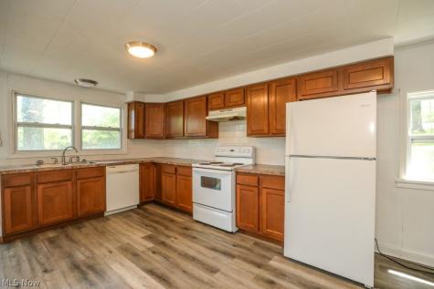 1480 Meadowbrook Boulevard Stow OH 44224