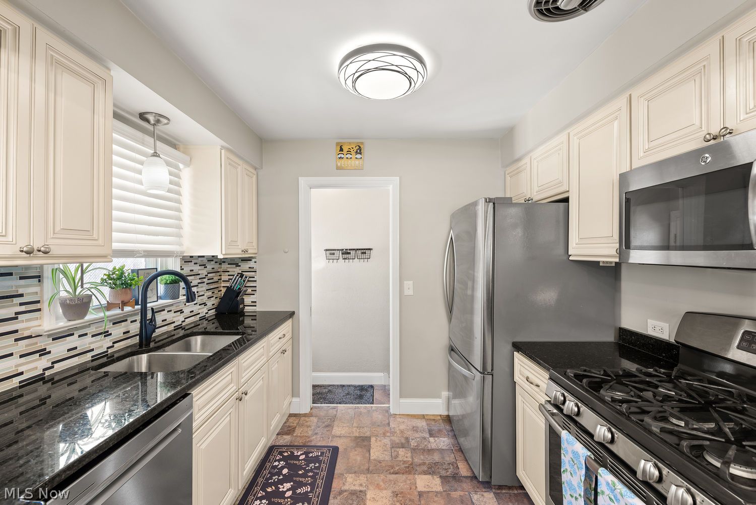 6559 W 130th Street Parma Heights OH 44130
