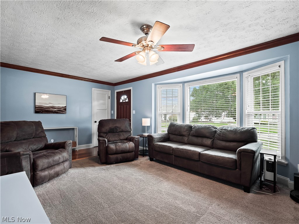 16087 Brinbourne Avenue Middleburg Heights OH 44130