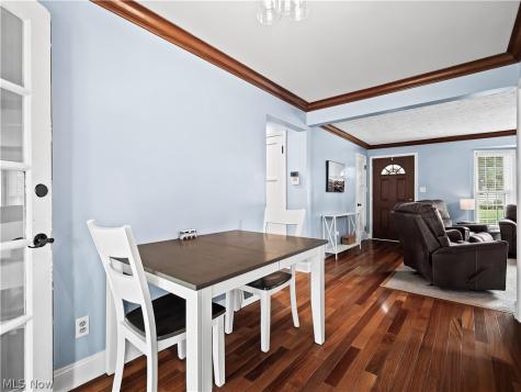 16087 Brinbourne Avenue Middleburg Heights OH 44130