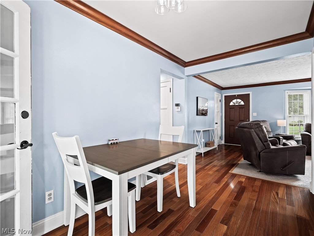 16087 Brinbourne Avenue Middleburg Heights OH 44130