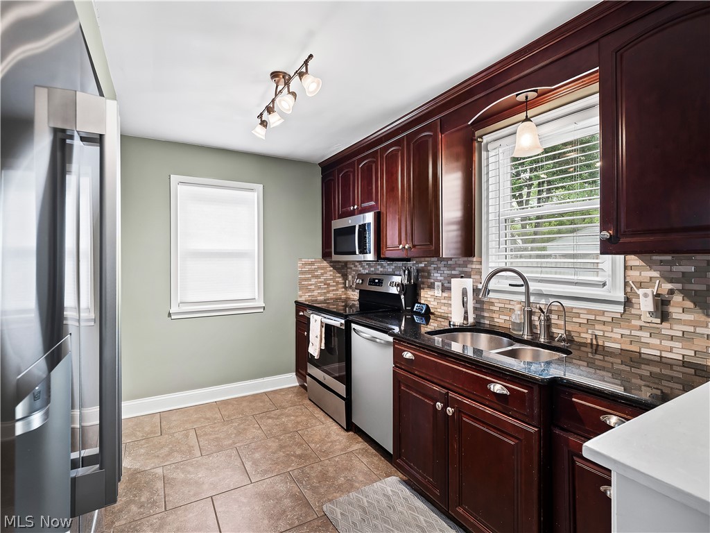 16087 Brinbourne Avenue Middleburg Heights OH 44130