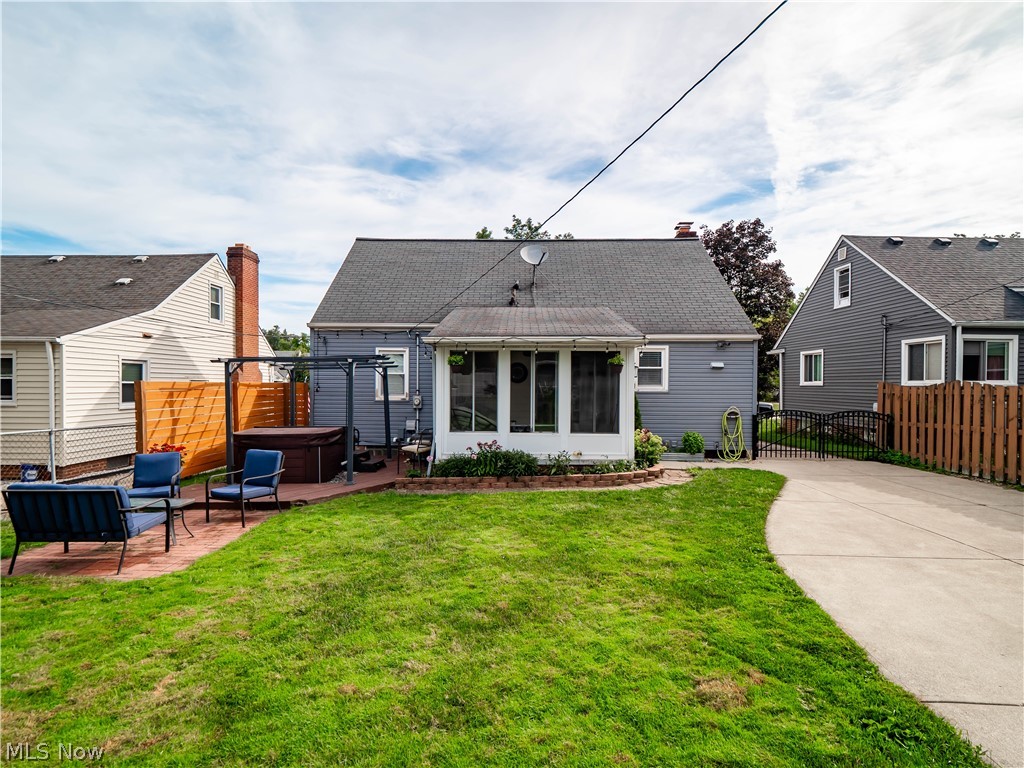 16087 Brinbourne Avenue Middleburg Heights OH 44130