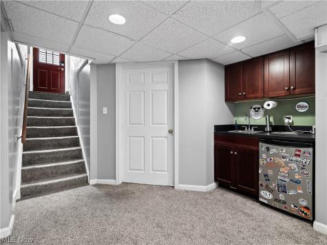 16087 Brinbourne Avenue Middleburg Heights OH 44130