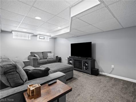 16087 Brinbourne Avenue Middleburg Heights OH 44130