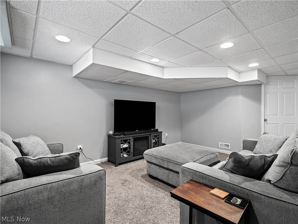 16087 Brinbourne Avenue Middleburg Heights OH 44130