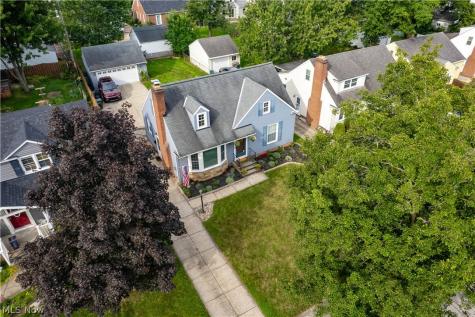 16087 Brinbourne Avenue Middleburg Heights OH 44130