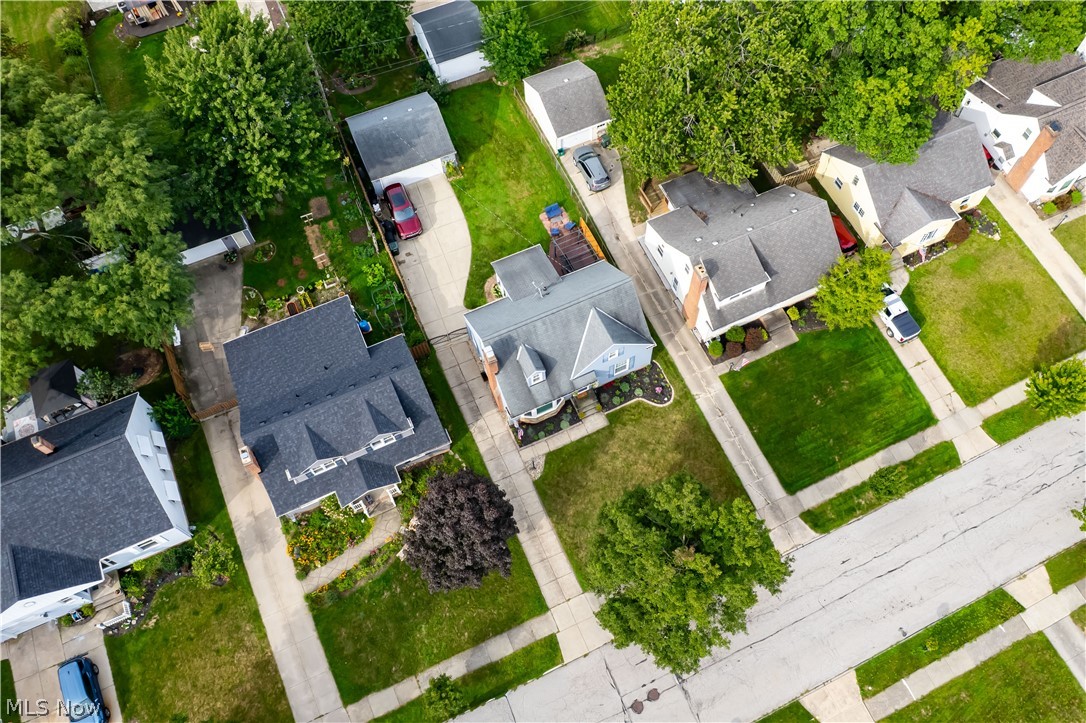 16087 Brinbourne Avenue Middleburg Heights OH 44130