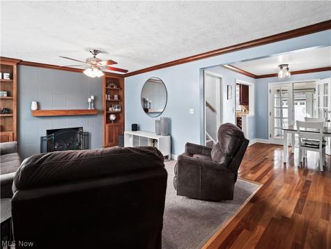 16087 Brinbourne Avenue Middleburg Heights OH 44130