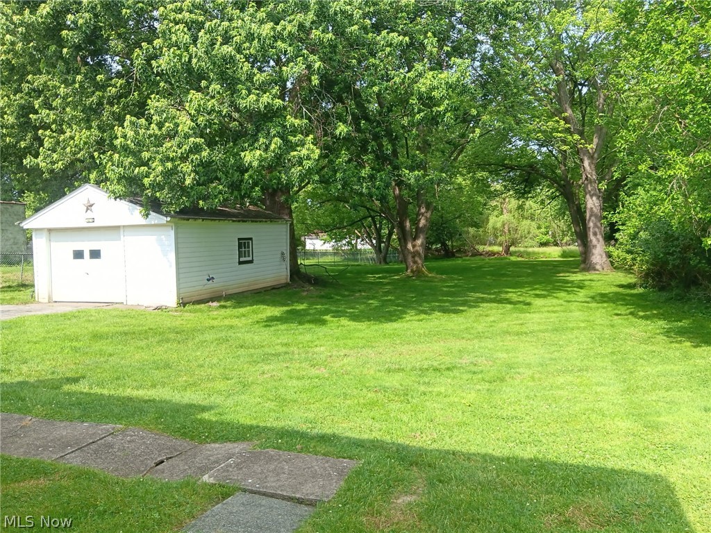 5248 Anthony Street Maple Heights OH 44137