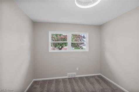 6498 Stonecrest Drive Brook Park OH 44142