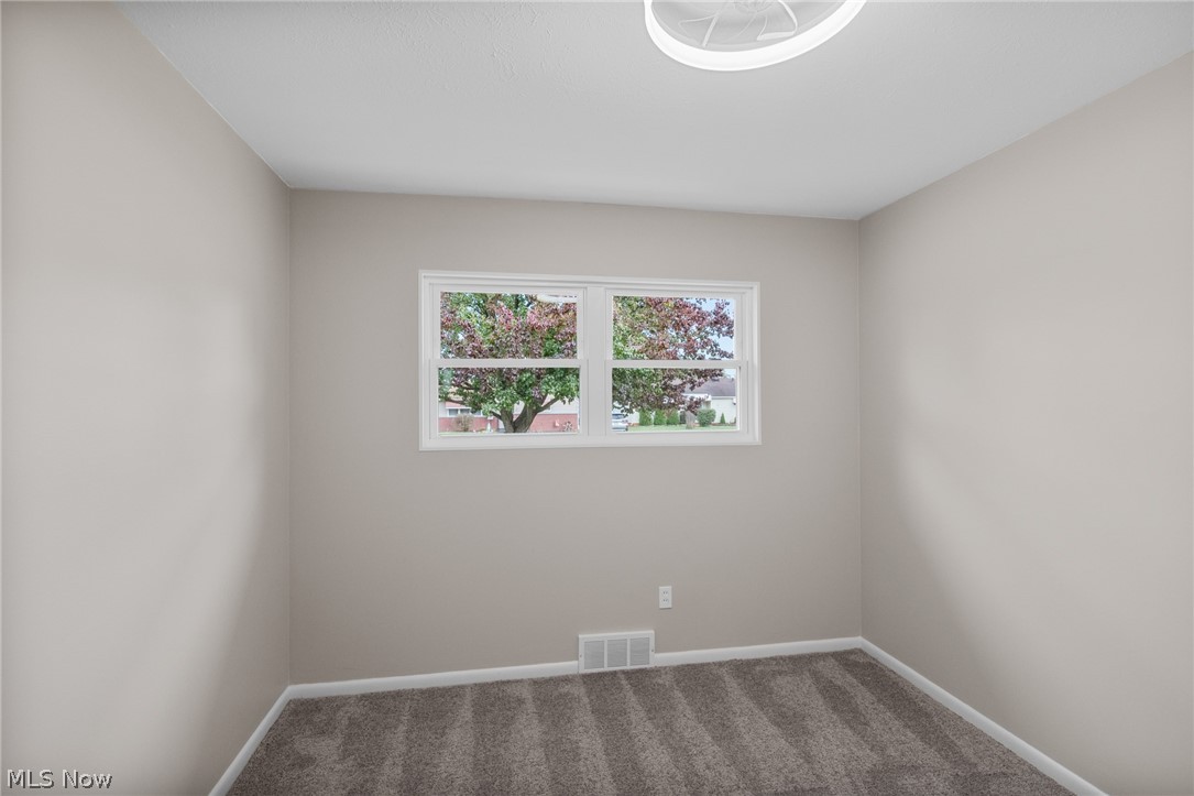 6498 Stonecrest Drive Brook Park OH 44142