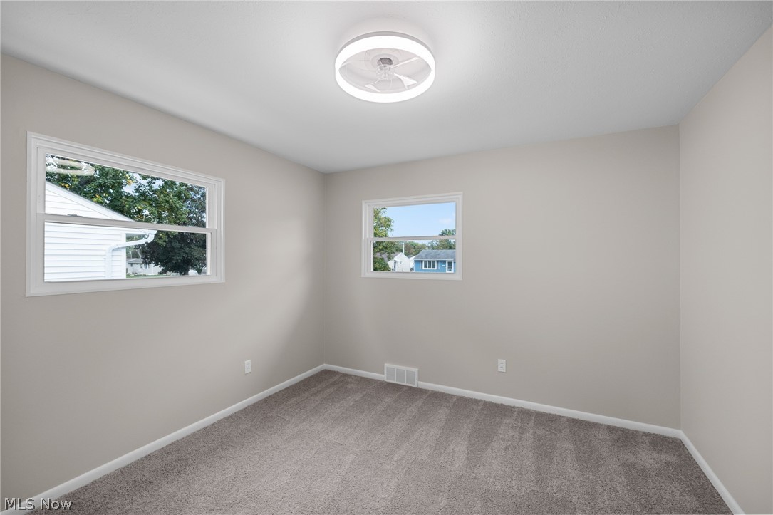 6498 Stonecrest Drive Brook Park OH 44142