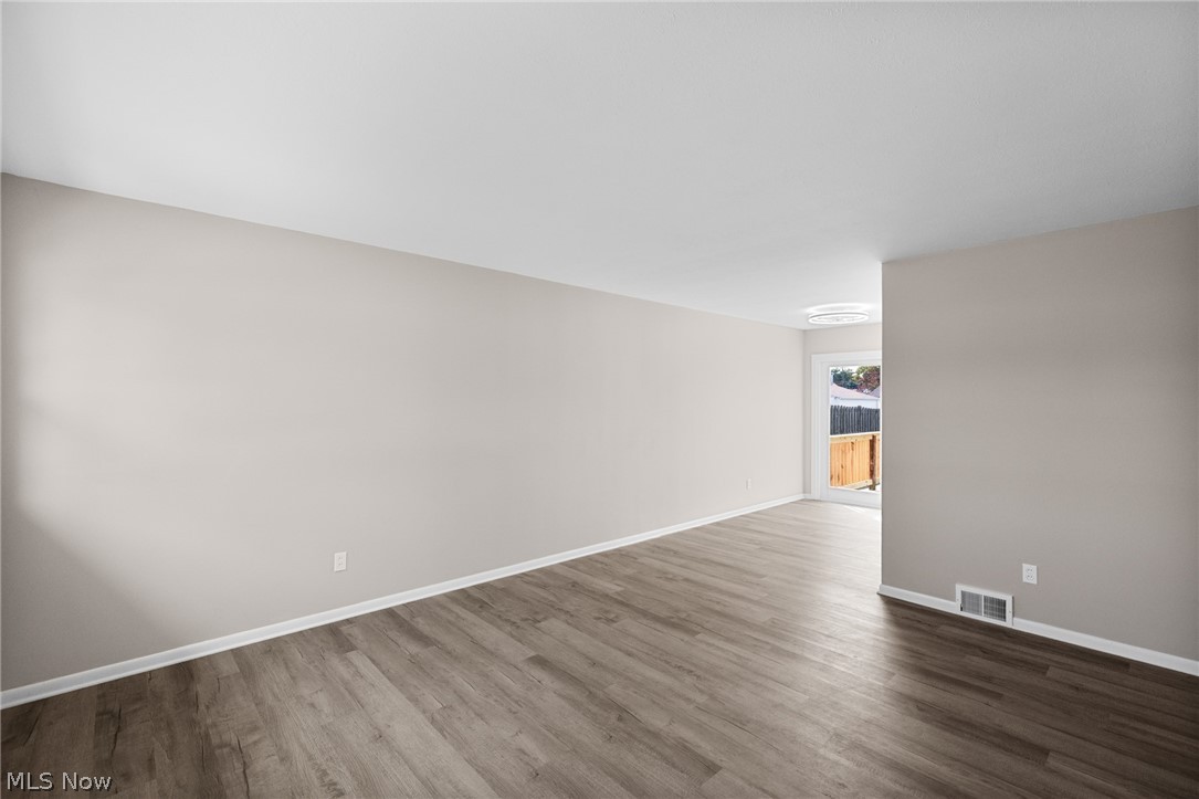 6498 Stonecrest Drive Brook Park OH 44142