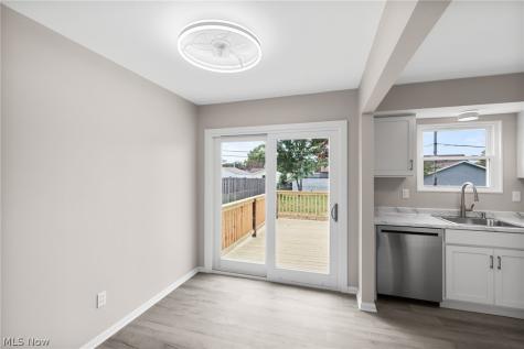 6498 Stonecrest Drive Brook Park OH 44142