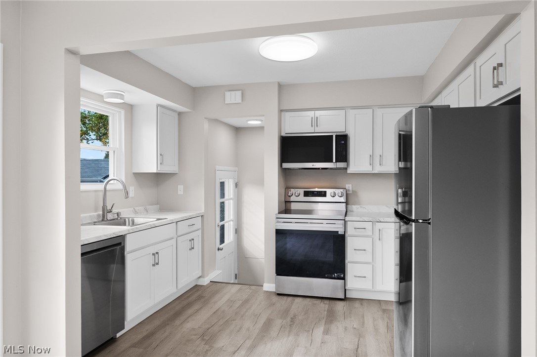 6498 Stonecrest Drive Brook Park OH 44142