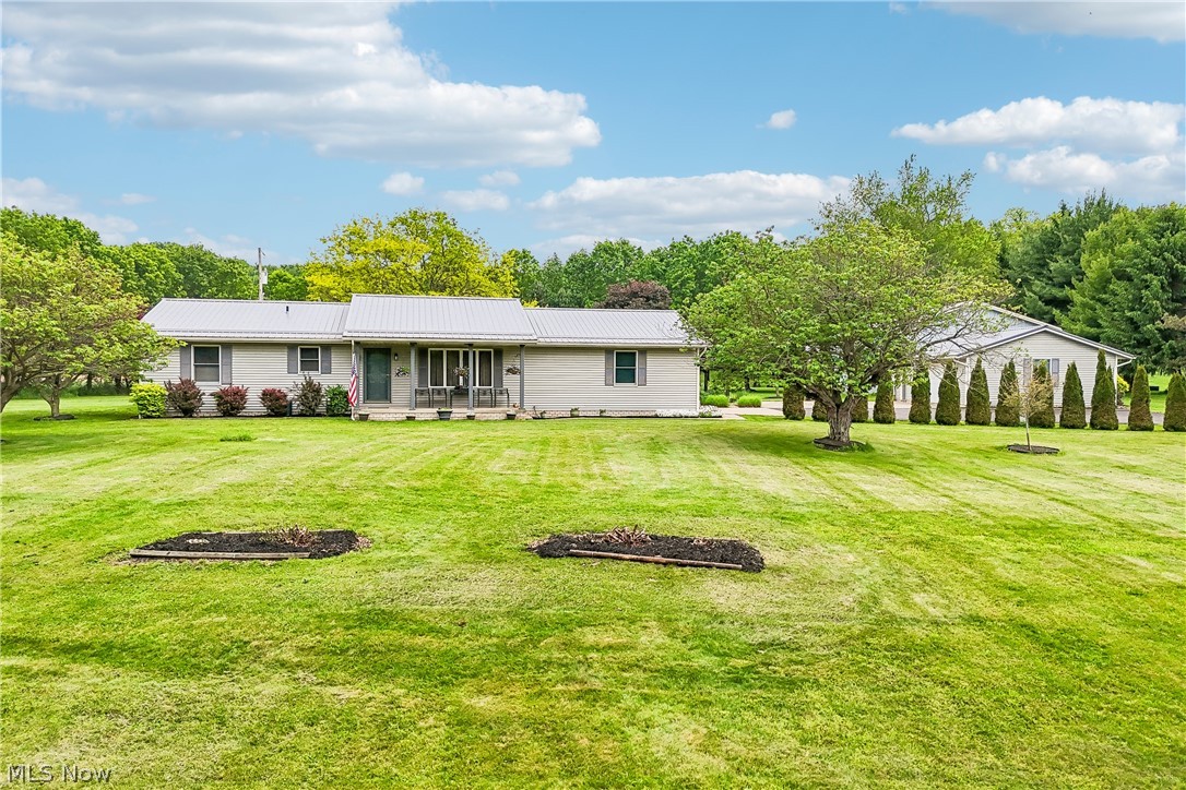 22875 Ellsworth Drive Minerva OH 44657