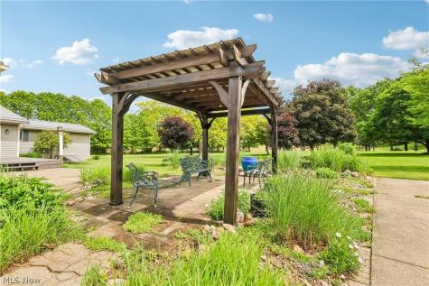22875 Ellsworth Drive Minerva OH 44657