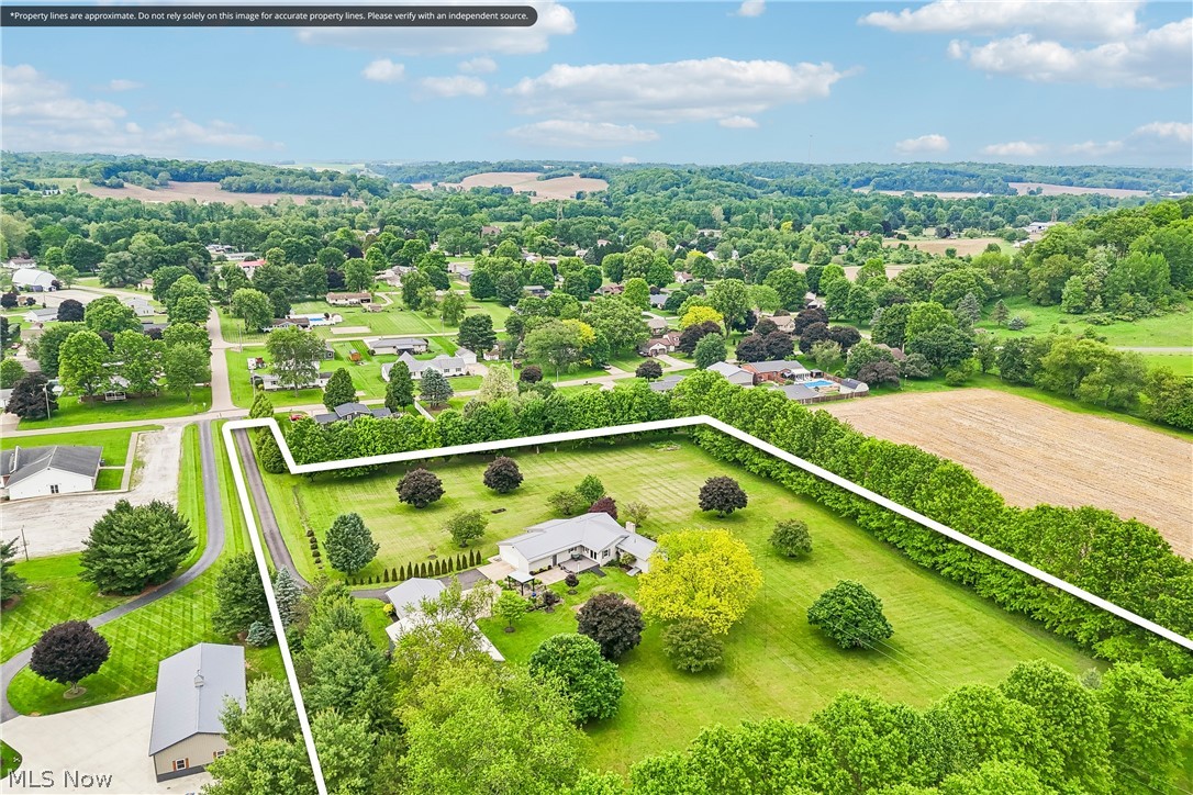 22875 Ellsworth Drive Minerva OH 44657