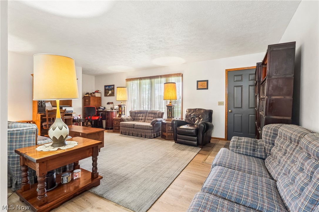 22875 Ellsworth Drive Minerva OH 44657