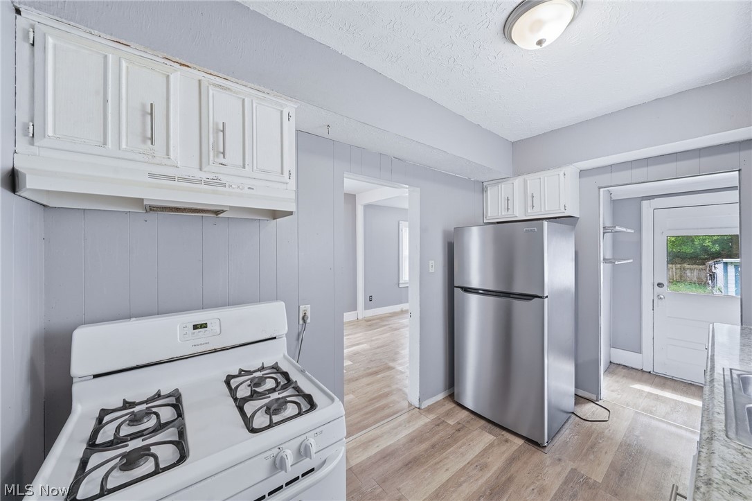 268 N Adams Street Akron OH 44304