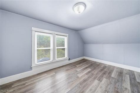268 N Adams Street Akron OH 44304