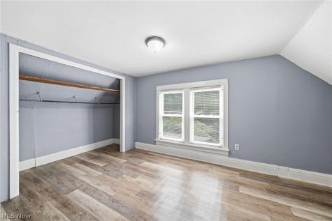 268 N Adams Street Akron OH 44304