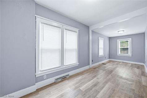 268 N Adams Street Akron OH 44304