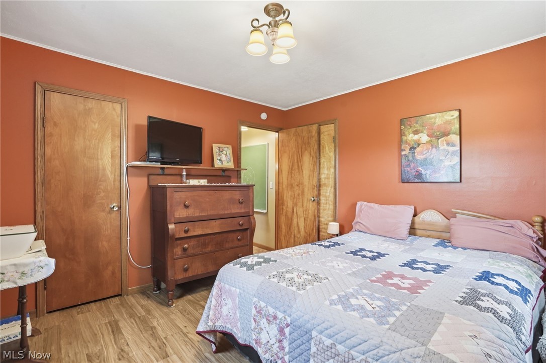 262 W 4th Street Frazeysburg OH 43822