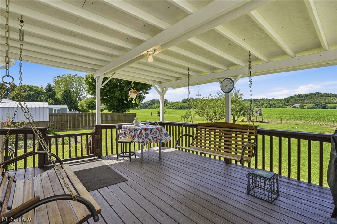 262 W 4th Street Frazeysburg OH 43822