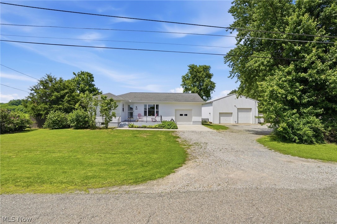 262 W 4th Street Frazeysburg OH 43822