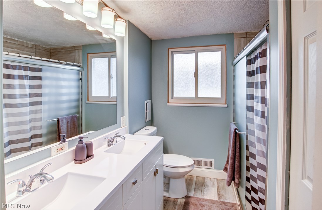 7256 Markal Drive Middleburg Heights OH 44130