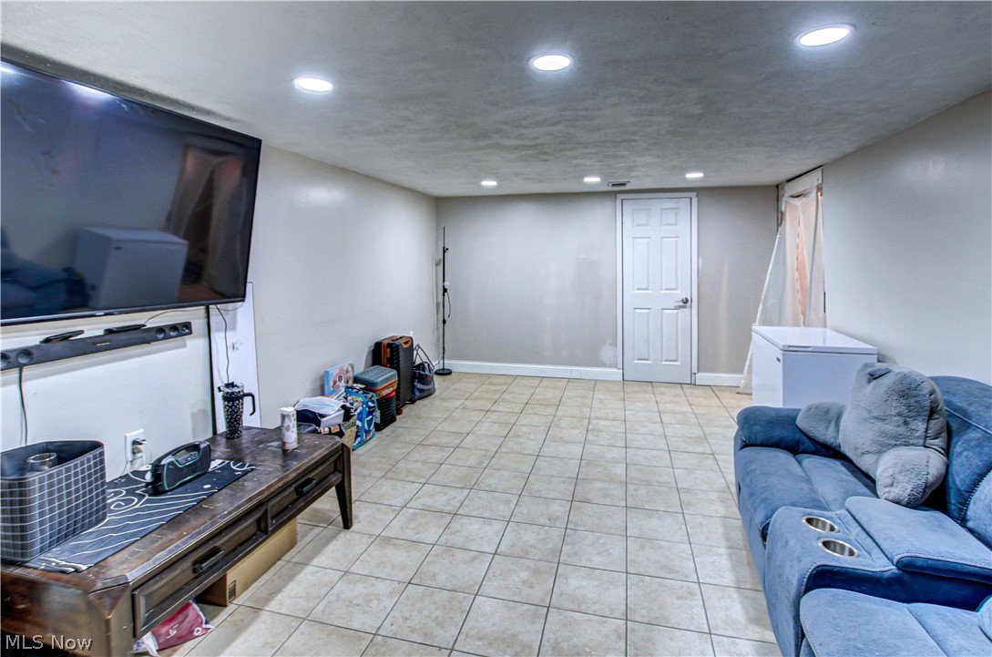 7256 Markal Drive Middleburg Heights OH 44130