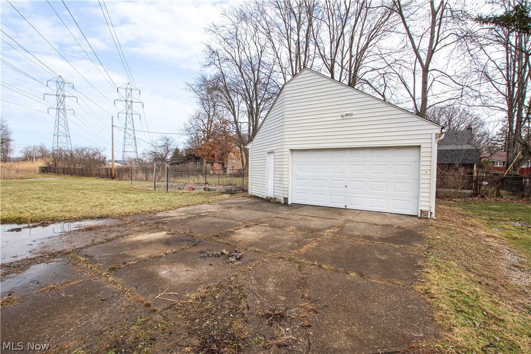 7256 Markal Drive Middleburg Heights OH 44130