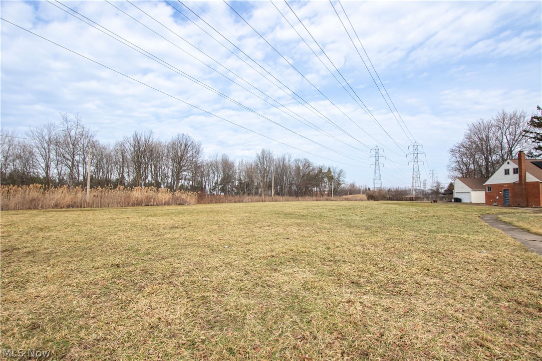 7256 Markal Drive Middleburg Heights OH 44130