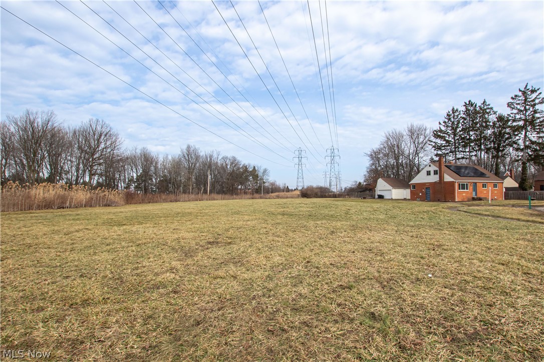 7256 Markal Drive Middleburg Heights OH 44130