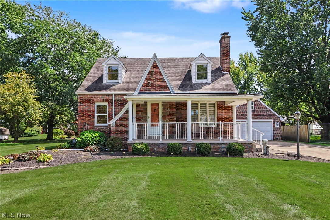 18 W Maxwell Drive Shelby OH 44875