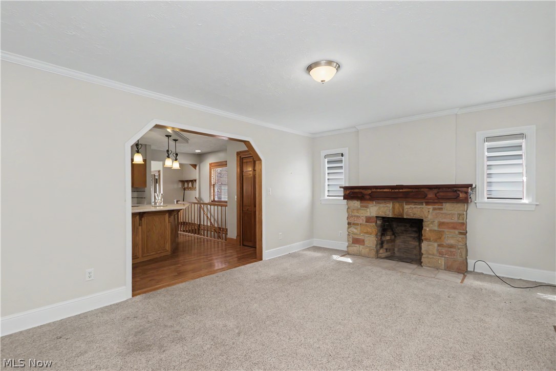 18 W Maxwell Drive Shelby OH 44875