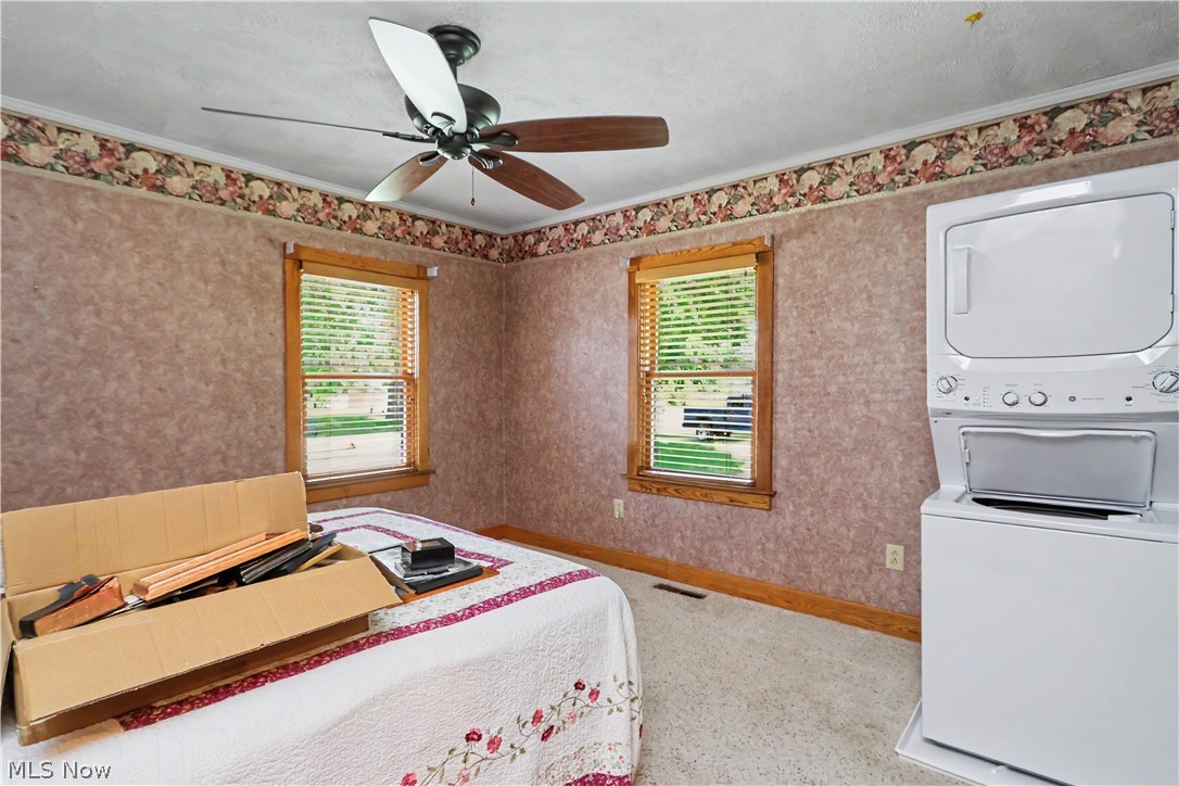 18 W Maxwell Drive Shelby OH 44875
