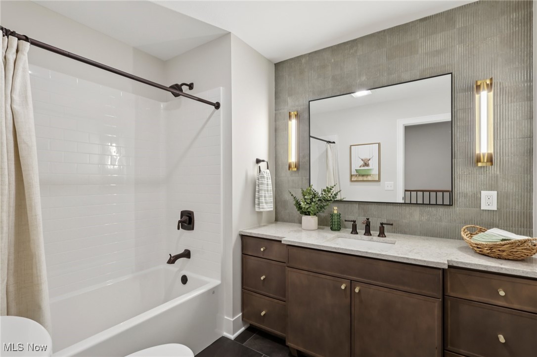 5931 Kingfisher Court Mentor OH 44060