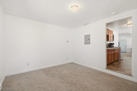 176 Clinton Avenue Elyria OH 44035