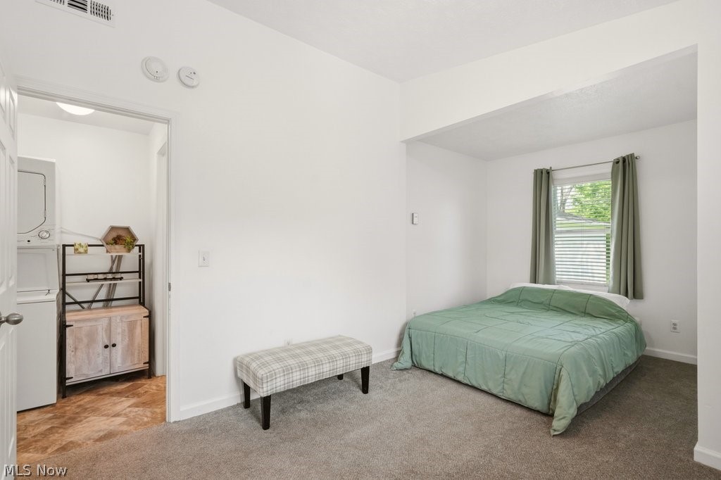 176 Clinton Avenue Elyria OH 44035