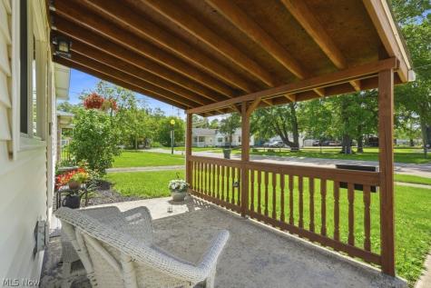 176 Clinton Avenue Elyria OH 44035