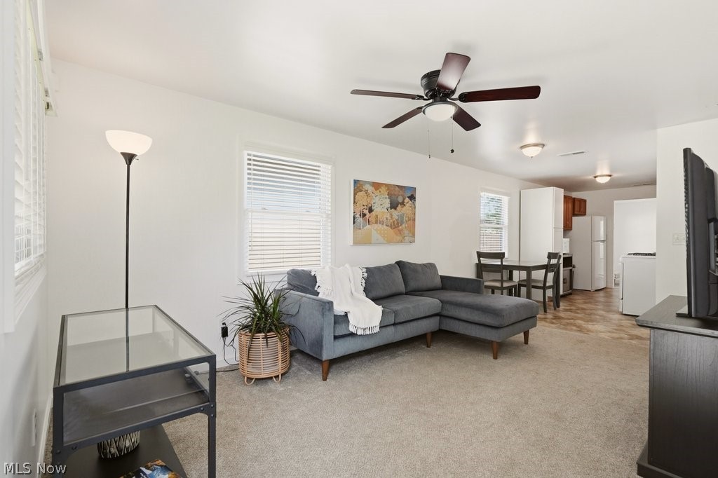 176 Clinton Avenue Elyria OH 44035