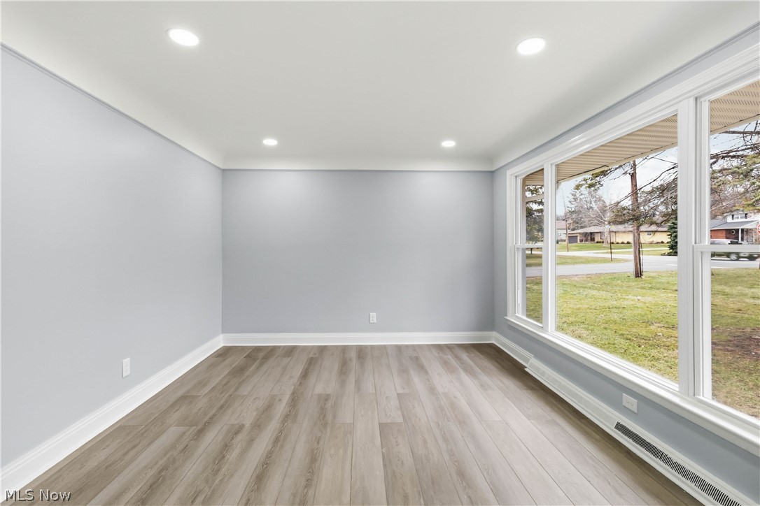 9486 York Road North Royalton OH 44133